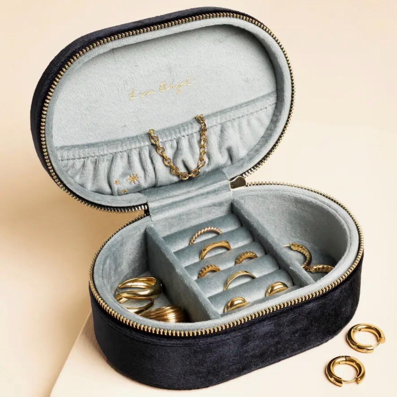 Celestial Velvet Travel Jewelry Case – Oval Organizer, Embroidered Stars, Astrology Holder