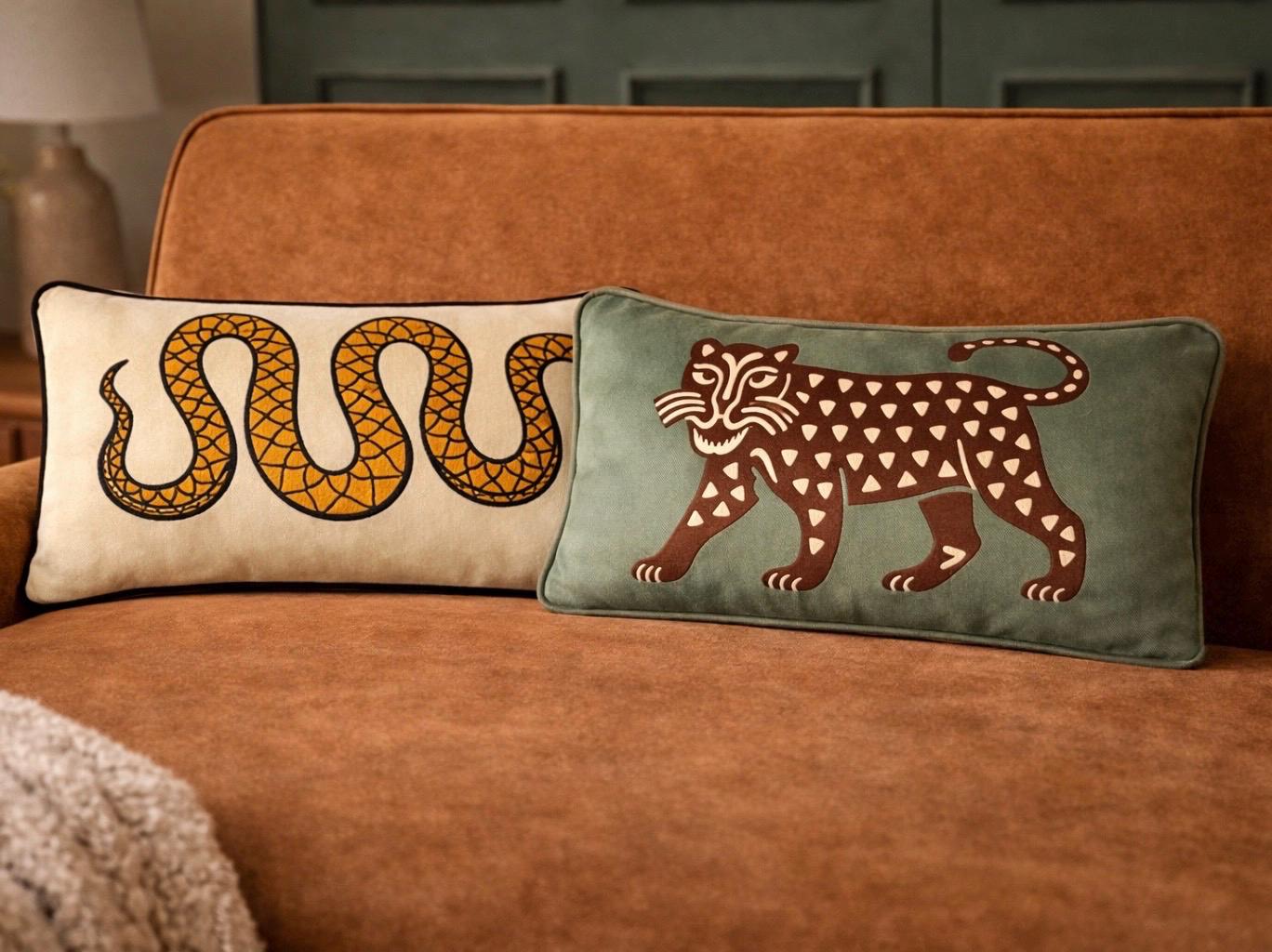Jaguar Velvet Lumbar Throw Pillow Cover, Mexican Folk Art Boho Home Decor